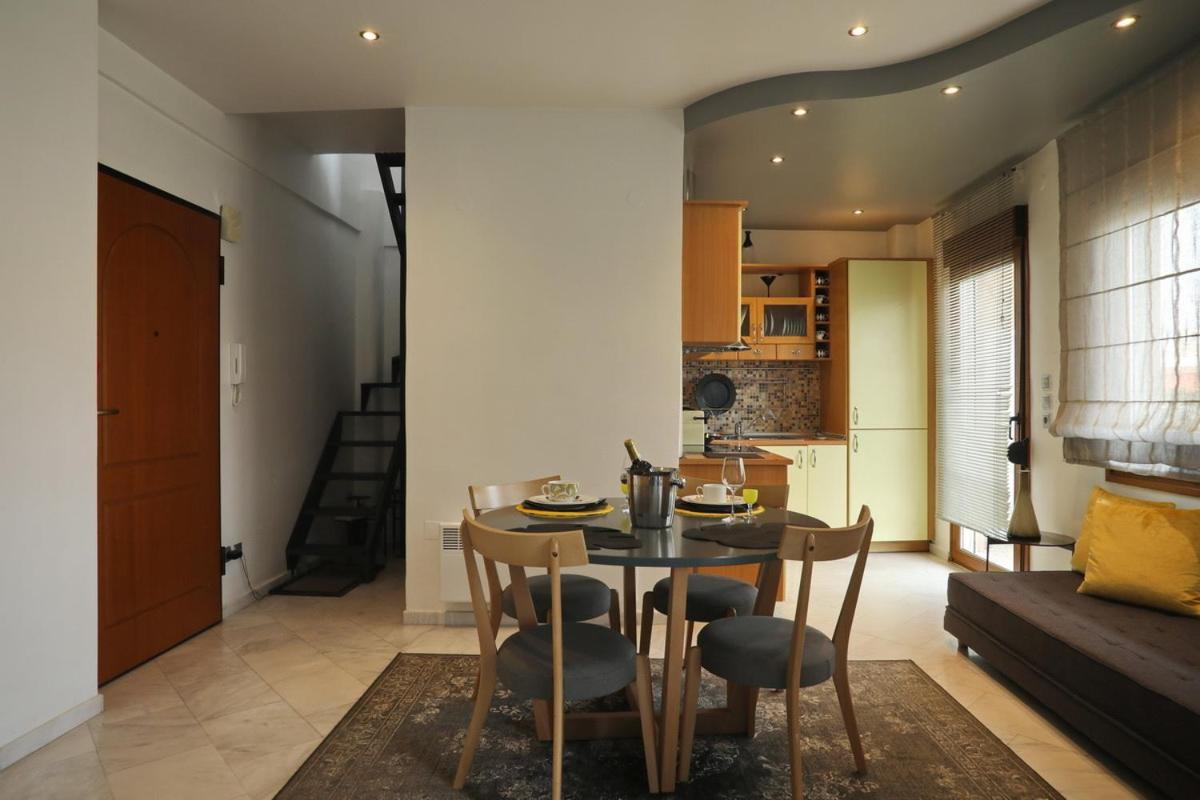 Ferienwohnung Leoforos 28Is Oktovriou Thessaloniki Exterior foto